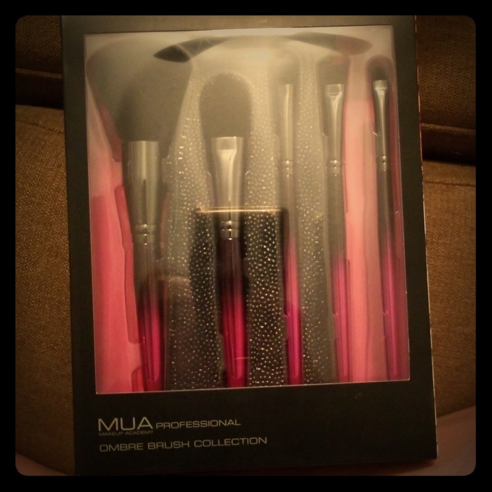 MUA ombre 5 piece makeup brush set